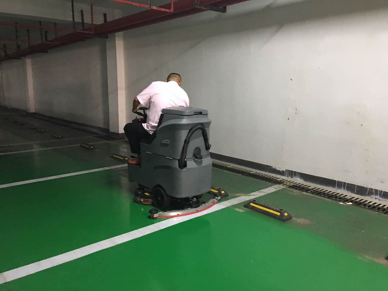 擦地機(jī)應(yīng)該如何選擇，哪款好？