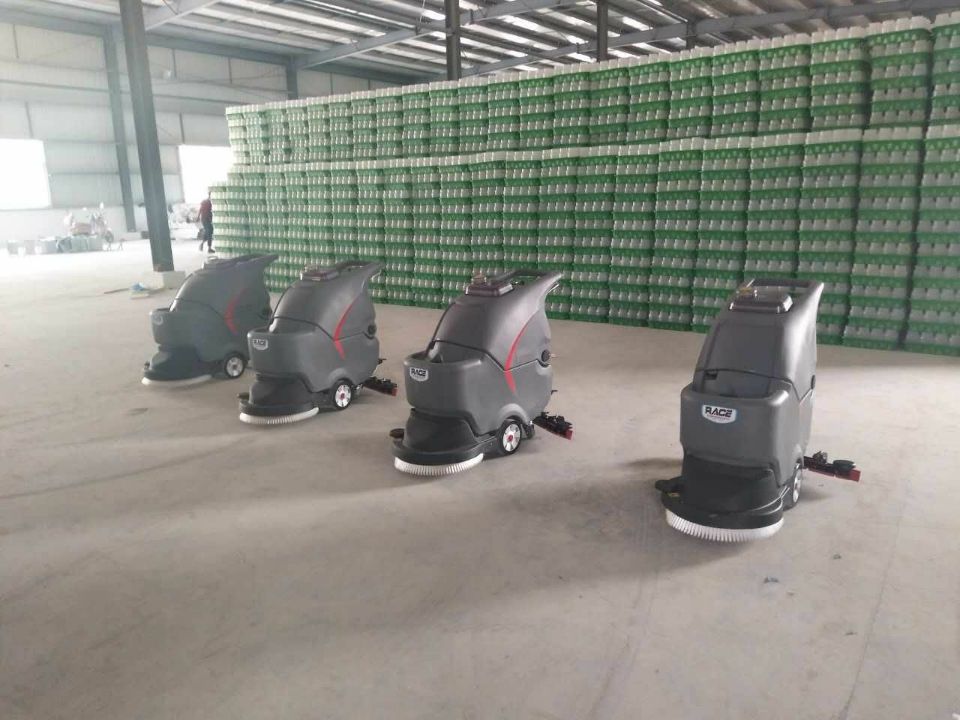 擦地機(jī)怎樣選擇好？