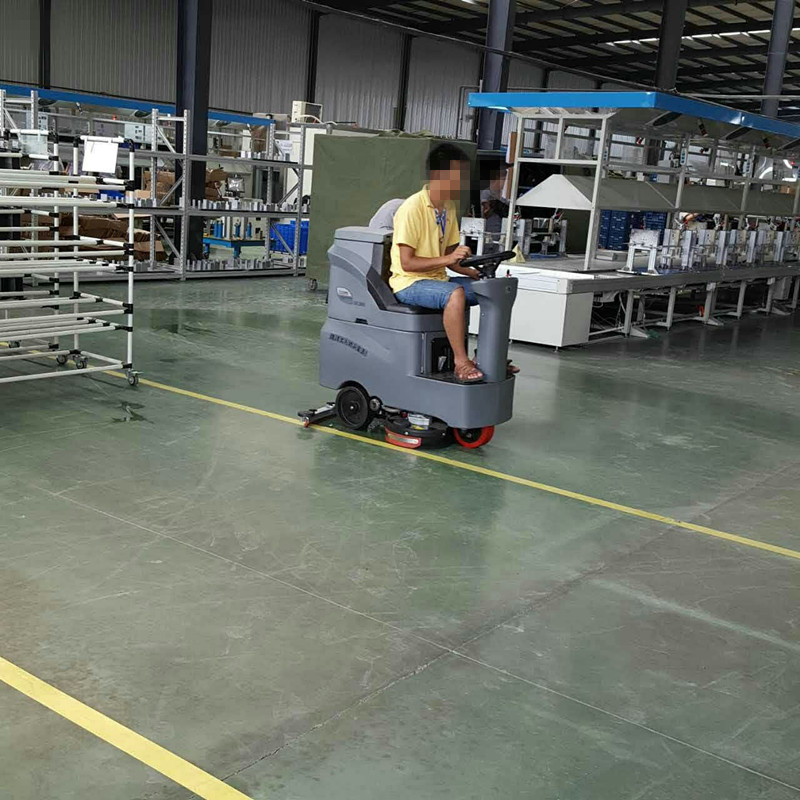 駕駛式洗地機如何選擇？